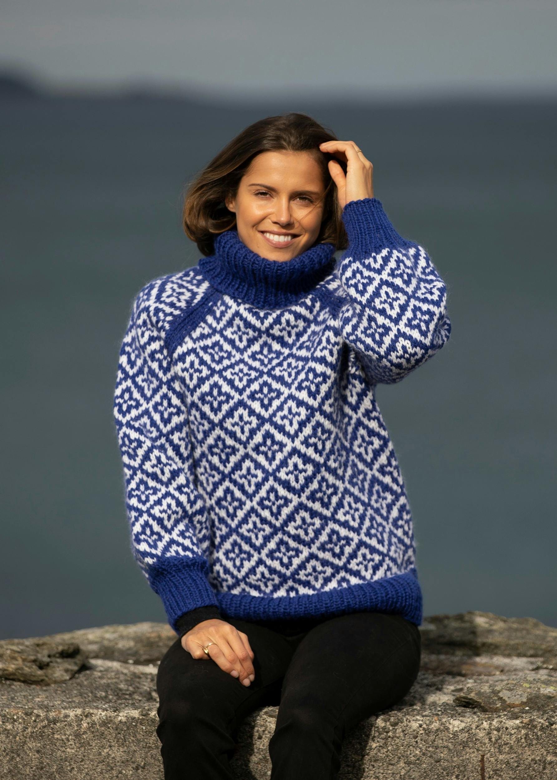 tyngdekraft Visne Forholdsvis Strik: Sweater med rullekrave | Familie Journal
