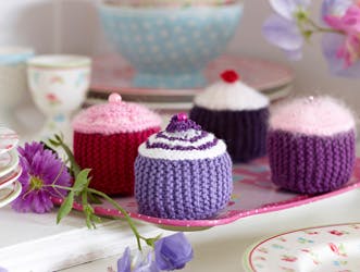 strikkeopskrift: Små, strikkede cupcakes